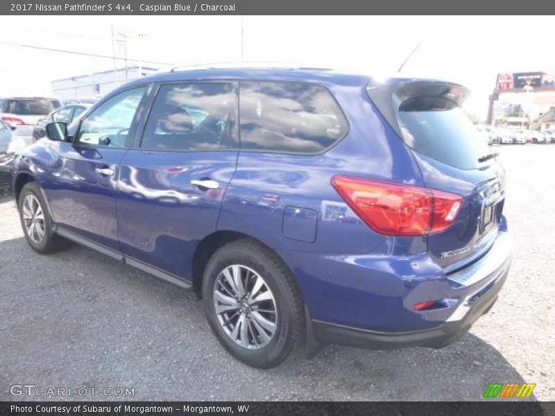 Caspian Blue / Charcoal 2017 Nissan Pathfinder S 4x4