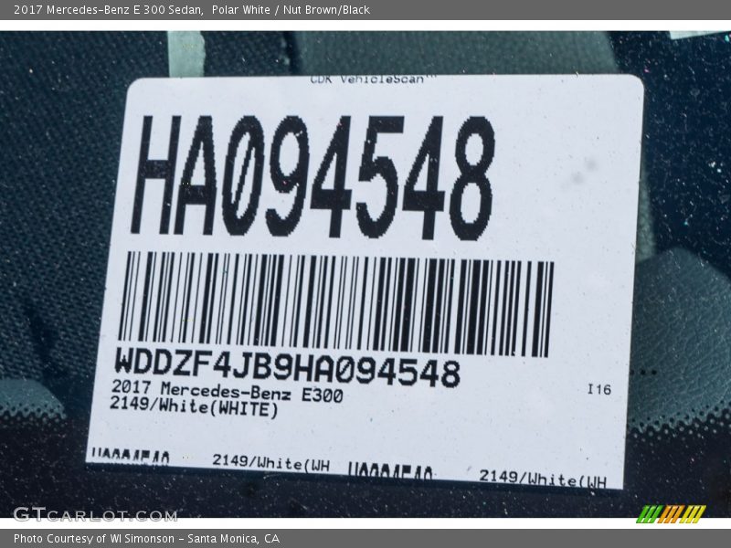 Polar White / Nut Brown/Black 2017 Mercedes-Benz E 300 Sedan