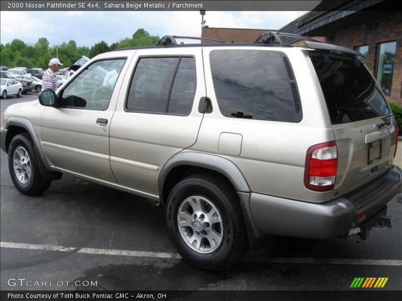 Sahara Beige Metallic / Parchment 2000 Nissan Pathfinder SE 4x4