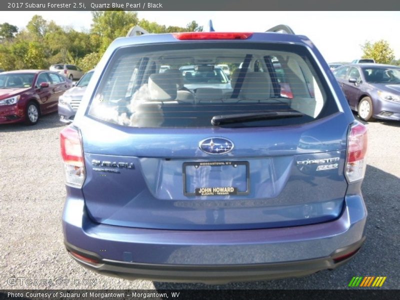 Quartz Blue Pearl / Black 2017 Subaru Forester 2.5i