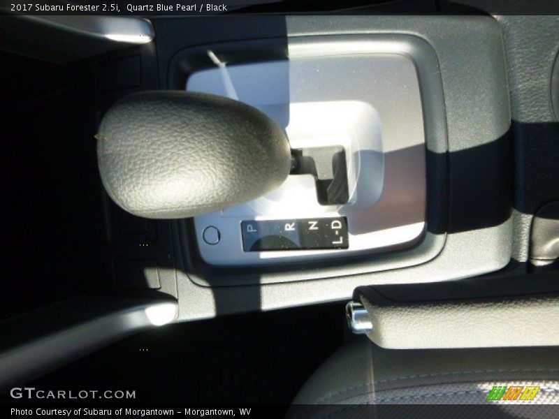 Quartz Blue Pearl / Black 2017 Subaru Forester 2.5i