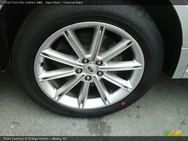 Ingot Silver / Charcoal Black 2016 Ford Flex Limited AWD