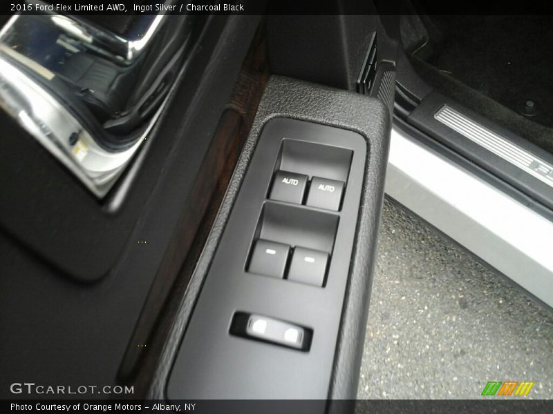 Ingot Silver / Charcoal Black 2016 Ford Flex Limited AWD