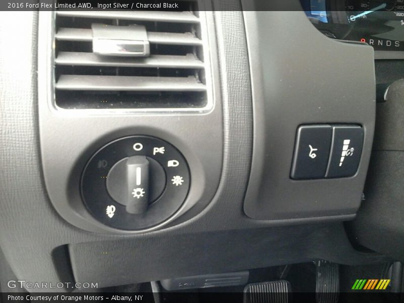 Ingot Silver / Charcoal Black 2016 Ford Flex Limited AWD