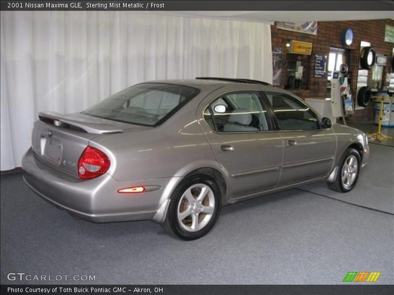 Sterling Mist Metallic / Frost 2001 Nissan Maxima GLE