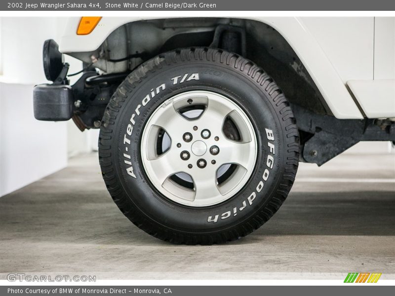 Stone White / Camel Beige/Dark Green 2002 Jeep Wrangler Sahara 4x4