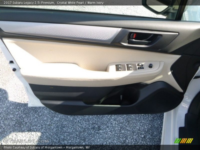 Crystal White Pearl / Warm Ivory 2017 Subaru Legacy 2.5i Premium