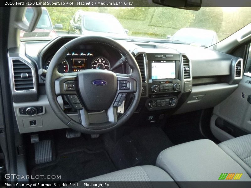 Magnetic / Medium Earth Gray 2016 Ford F150 Lariat SuperCab 4x4