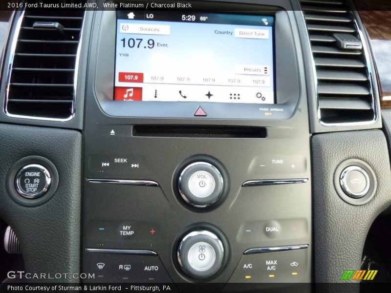 White Platinum / Charcoal Black 2016 Ford Taurus Limited AWD