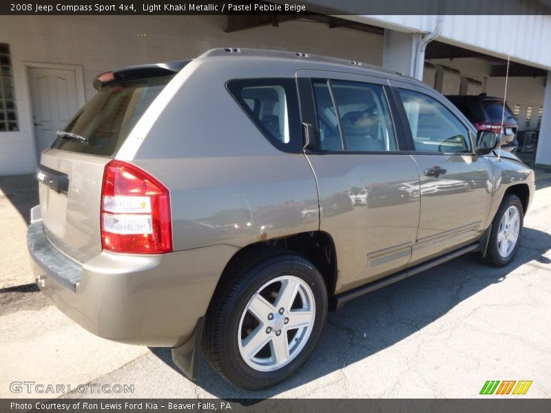 Light Khaki Metallic / Pastel Pebble Beige 2008 Jeep Compass Sport 4x4