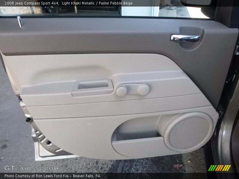 Light Khaki Metallic / Pastel Pebble Beige 2008 Jeep Compass Sport 4x4
