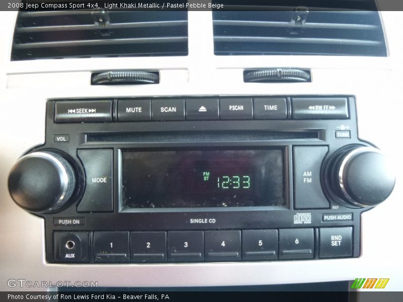 Light Khaki Metallic / Pastel Pebble Beige 2008 Jeep Compass Sport 4x4
