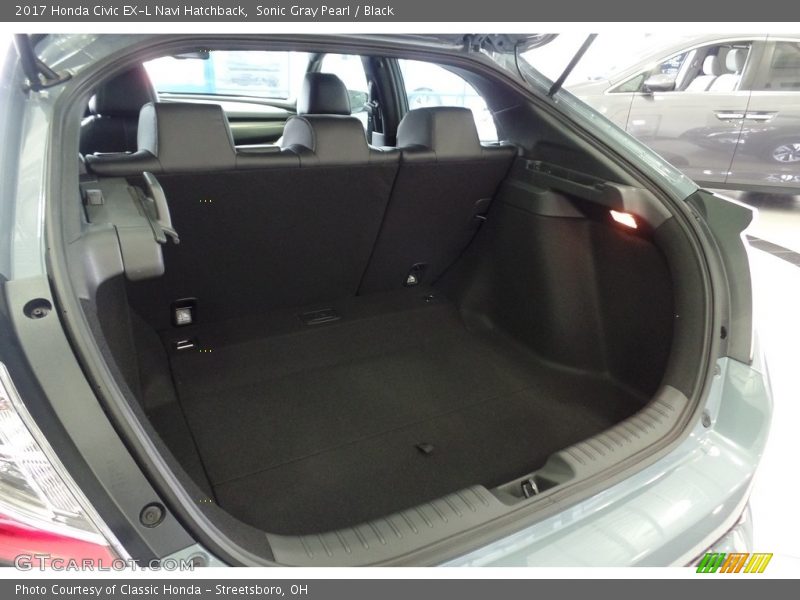 Sonic Gray Pearl / Black 2017 Honda Civic EX-L Navi Hatchback