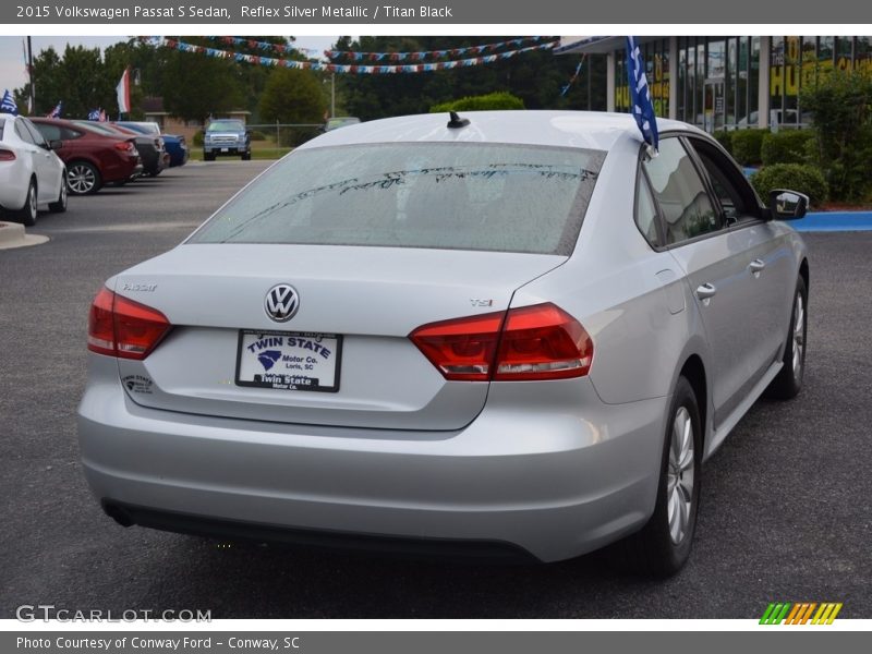Reflex Silver Metallic / Titan Black 2015 Volkswagen Passat S Sedan