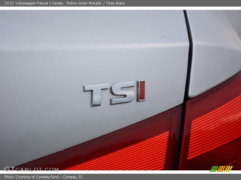 Reflex Silver Metallic / Titan Black 2015 Volkswagen Passat S Sedan