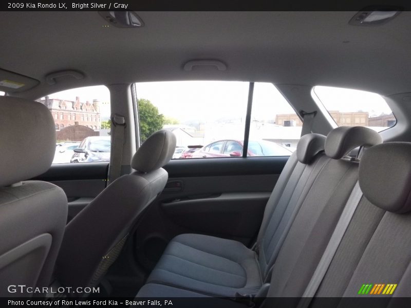 Bright Silver / Gray 2009 Kia Rondo LX