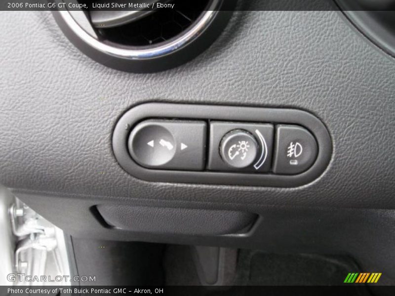 Liquid Silver Metallic / Ebony 2006 Pontiac G6 GT Coupe