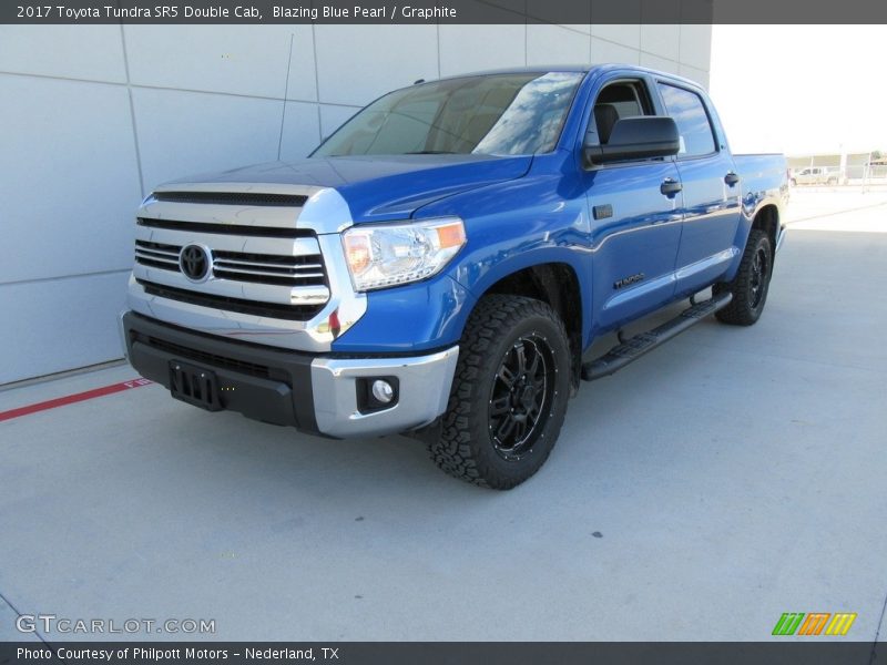 Front 3/4 View of 2017 Tundra SR5 Double Cab