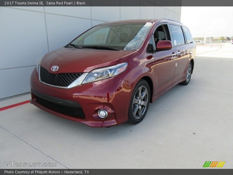 Salsa Red Pearl / Black 2017 Toyota Sienna SE