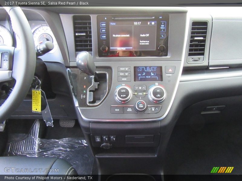 Controls of 2017 Sienna SE