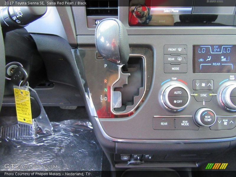  2017 Sienna SE 8 Speed Automatic Shifter