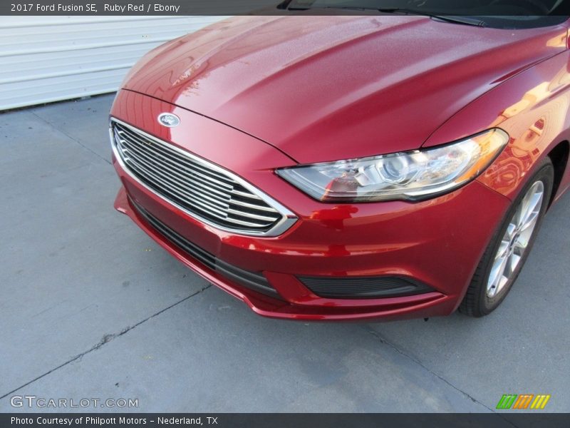 Ruby Red / Ebony 2017 Ford Fusion SE