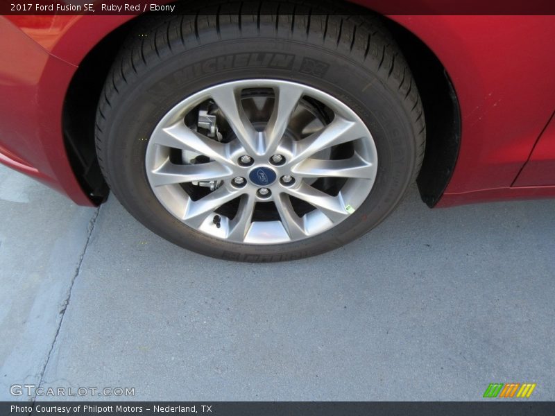 Ruby Red / Ebony 2017 Ford Fusion SE