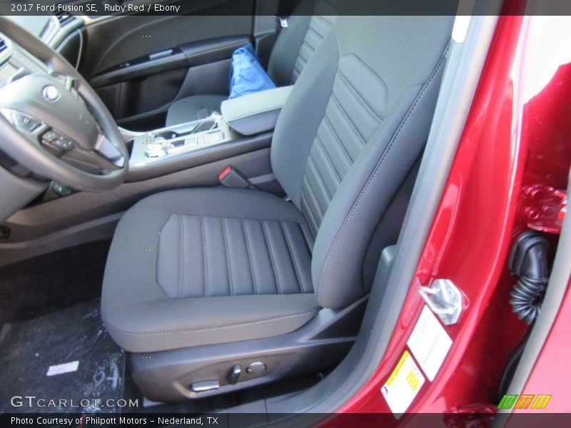 Ruby Red / Ebony 2017 Ford Fusion SE