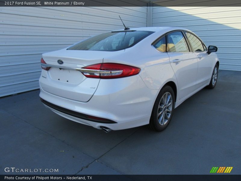 White Platinum / Ebony 2017 Ford Fusion SE