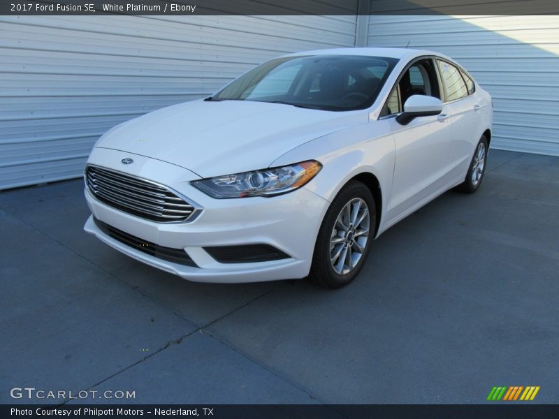 White Platinum / Ebony 2017 Ford Fusion SE