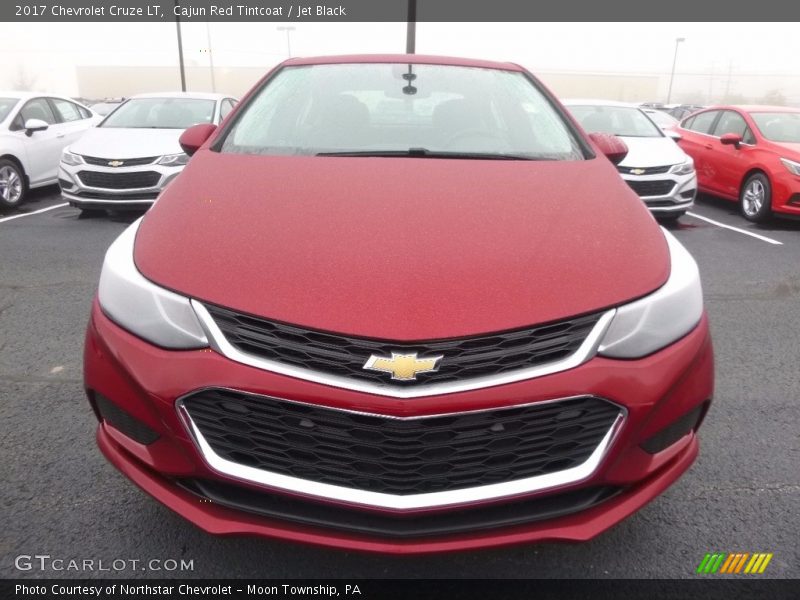Cajun Red Tintcoat / Jet Black 2017 Chevrolet Cruze LT