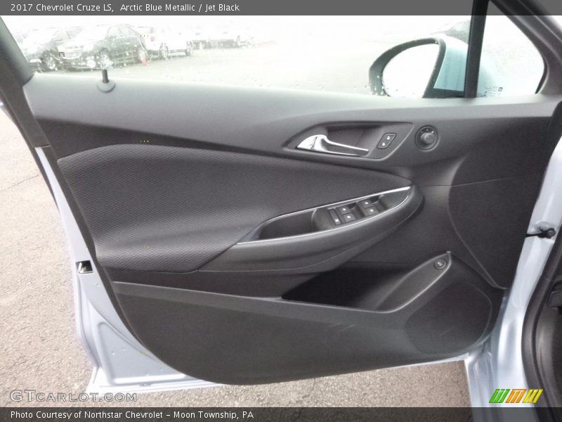 Arctic Blue Metallic / Jet Black 2017 Chevrolet Cruze LS