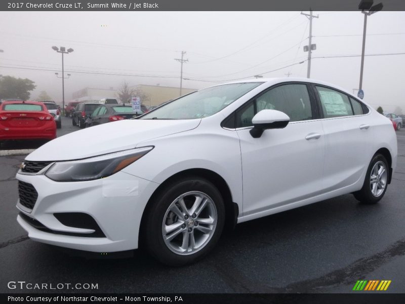 Summit White / Jet Black 2017 Chevrolet Cruze LT
