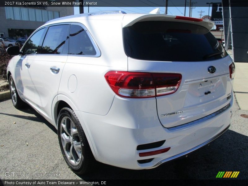 Snow White Pearl / Merlot 2017 Kia Sorento SX V6
