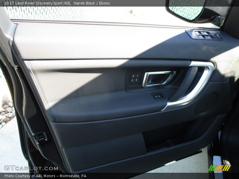 Narvik Black / Ebony 2017 Land Rover Discovery Sport HSE