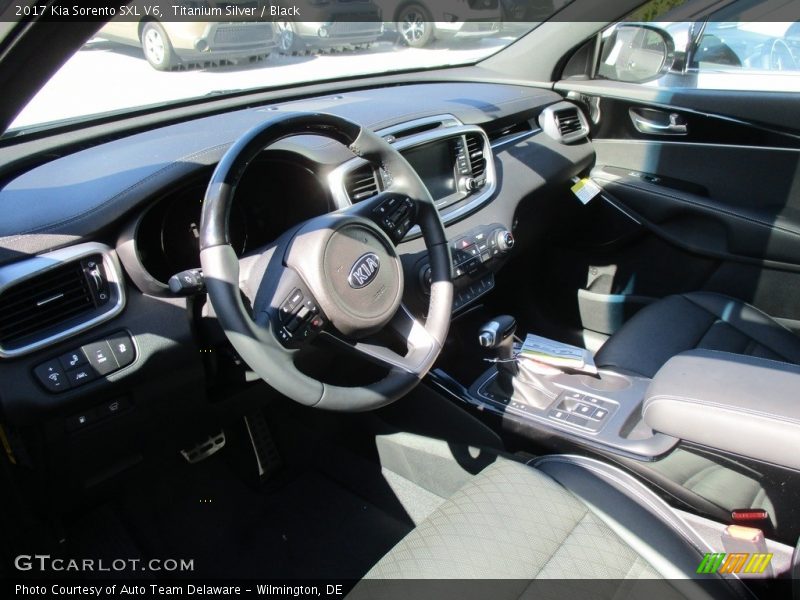  2017 Sorento SXL V6 Black Interior
