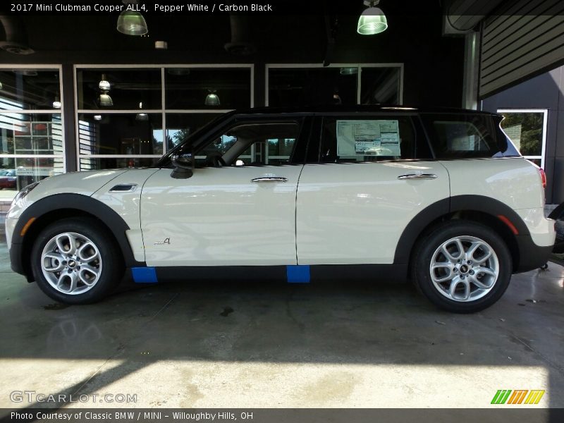 Pepper White / Carbon Black 2017 Mini Clubman Cooper ALL4