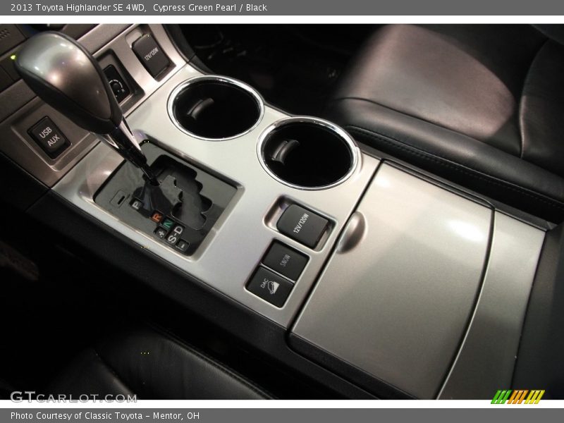 Cypress Green Pearl / Black 2013 Toyota Highlander SE 4WD