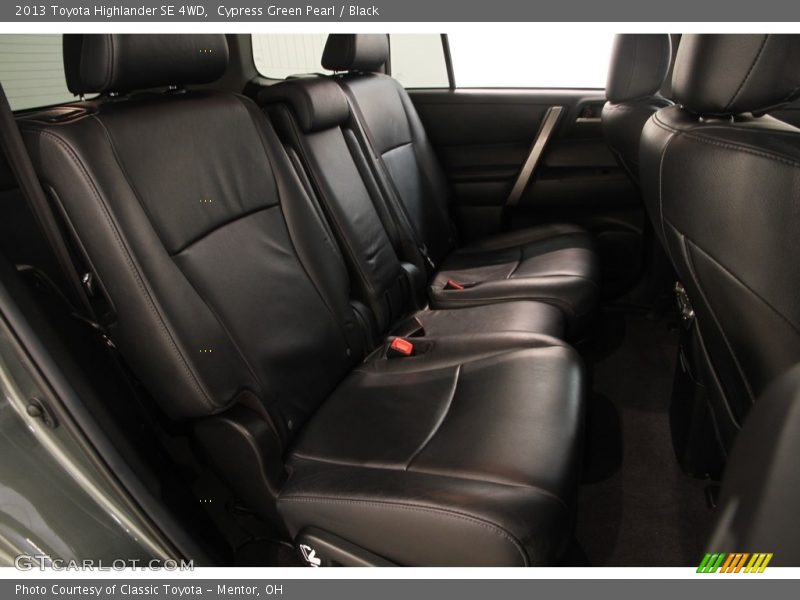 Cypress Green Pearl / Black 2013 Toyota Highlander SE 4WD