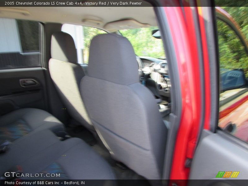 Victory Red / Very Dark Pewter 2005 Chevrolet Colorado LS Crew Cab 4x4