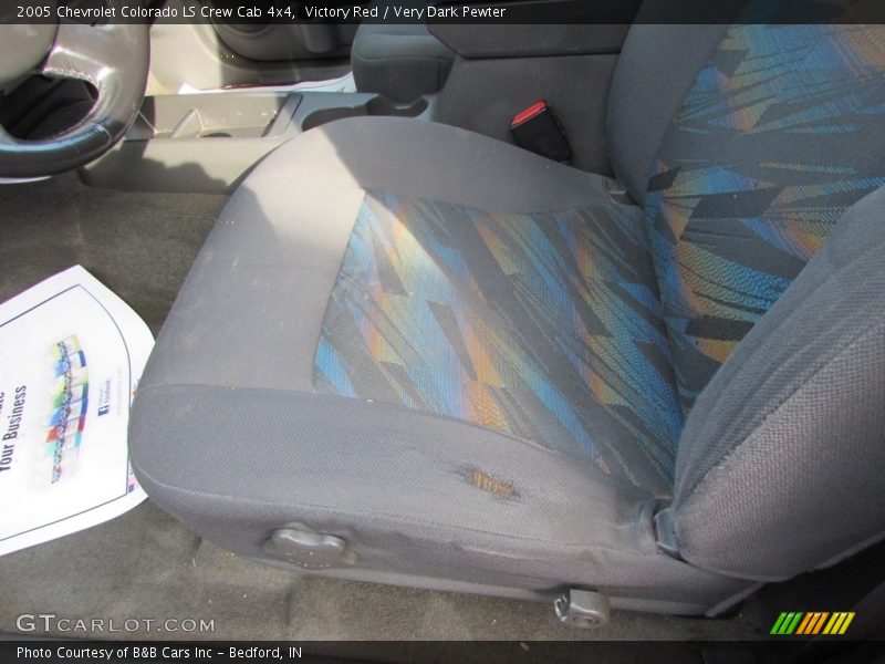 Victory Red / Very Dark Pewter 2005 Chevrolet Colorado LS Crew Cab 4x4