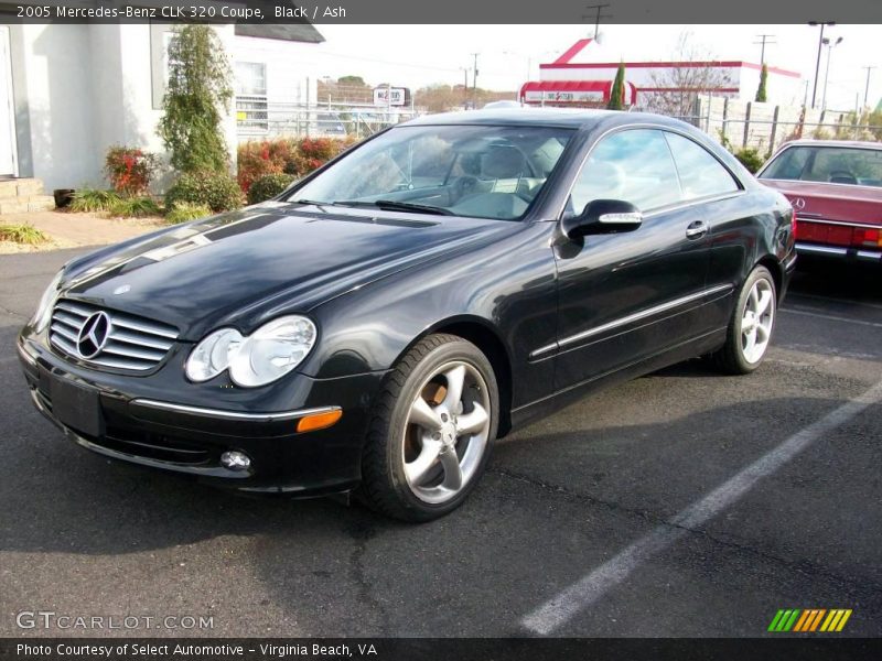 Black / Ash 2005 Mercedes-Benz CLK 320 Coupe