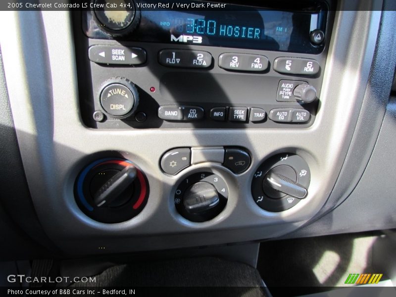 Victory Red / Very Dark Pewter 2005 Chevrolet Colorado LS Crew Cab 4x4