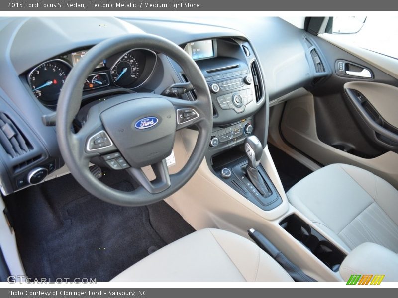 Tectonic Metallic / Medium Light Stone 2015 Ford Focus SE Sedan