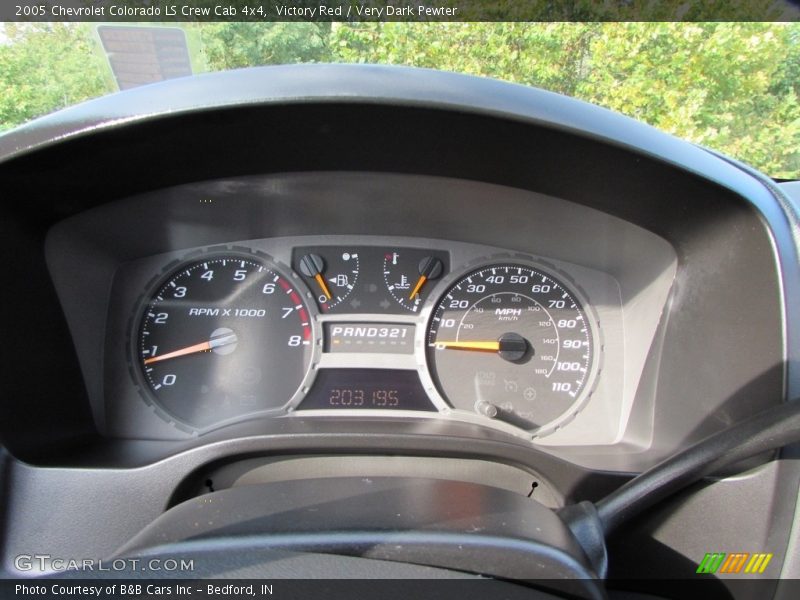 Victory Red / Very Dark Pewter 2005 Chevrolet Colorado LS Crew Cab 4x4