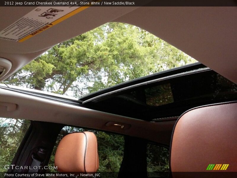 Stone White / New Saddle/Black 2012 Jeep Grand Cherokee Overland 4x4