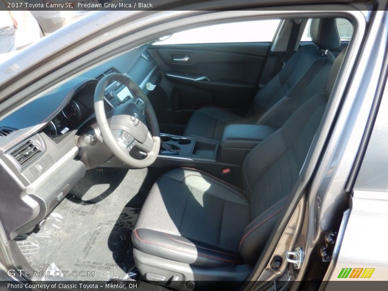 Predawn Gray Mica / Black 2017 Toyota Camry SE