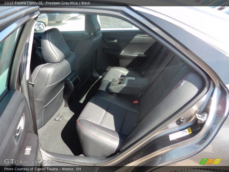 Predawn Gray Mica / Black 2017 Toyota Camry SE