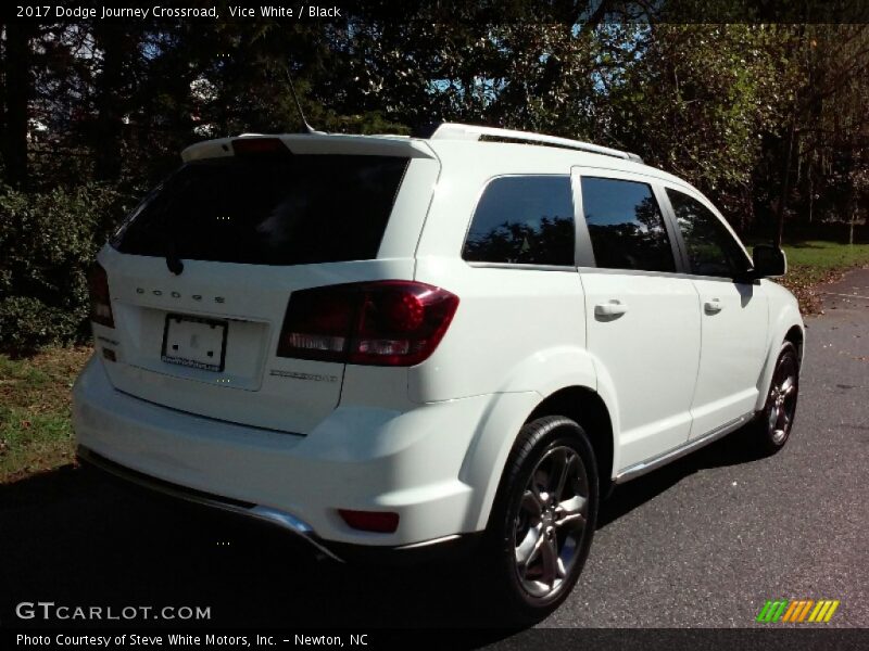 Vice White / Black 2017 Dodge Journey Crossroad