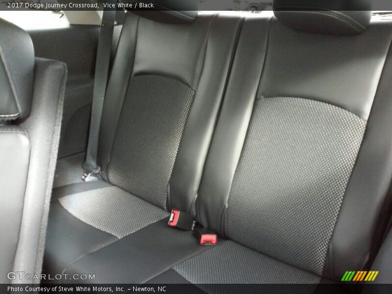 Vice White / Black 2017 Dodge Journey Crossroad